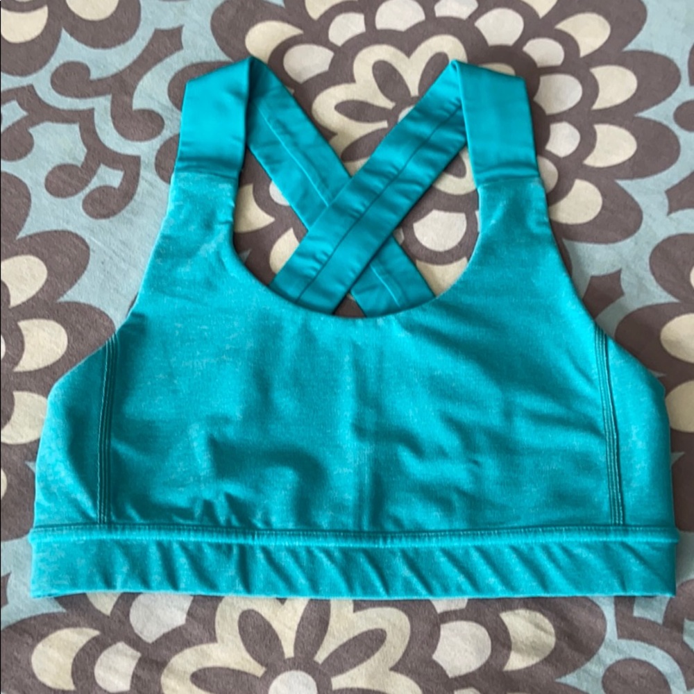 Lululemon teal sports bra